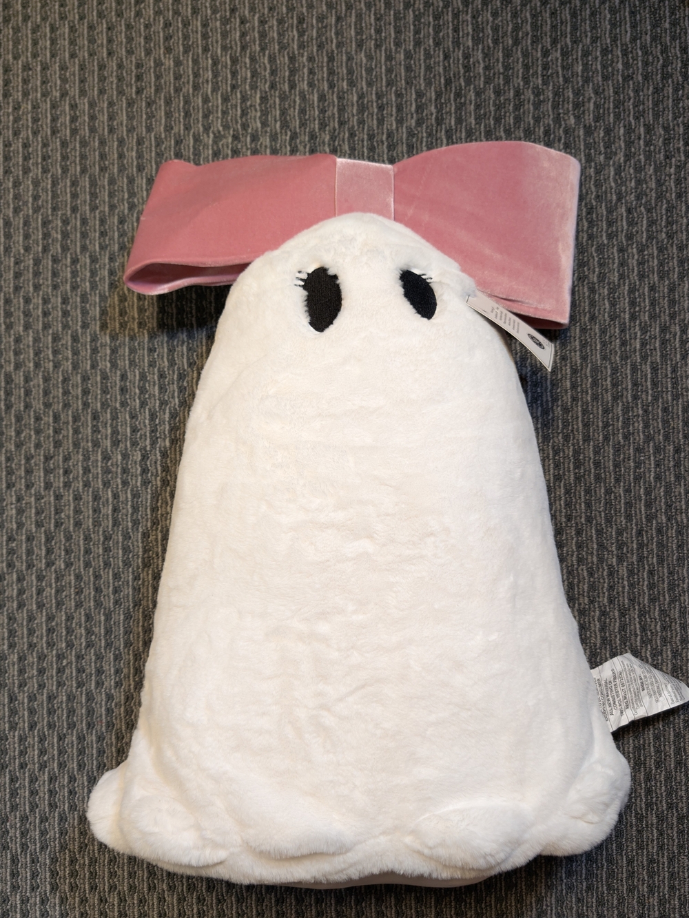 Ghost Faux Fur Pillow Viral Martha Stewart White Pink Bow 24x 20 NWT Halloween